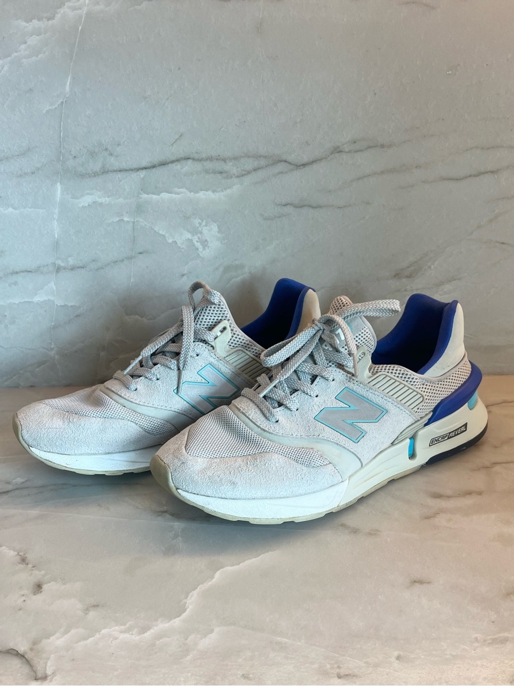 New Balance Men’s 10.5 Sport Sneakers
